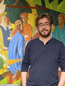 Азам Атаханов