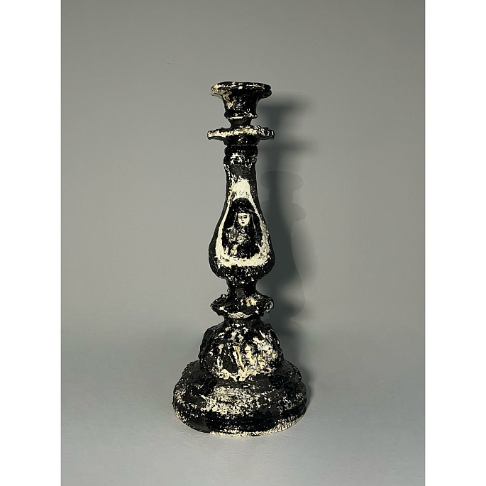 Подсвечник «Дама» 